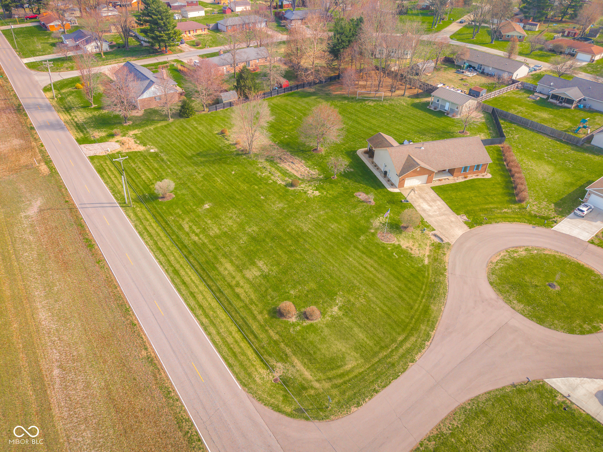 7000 S Artesian Court