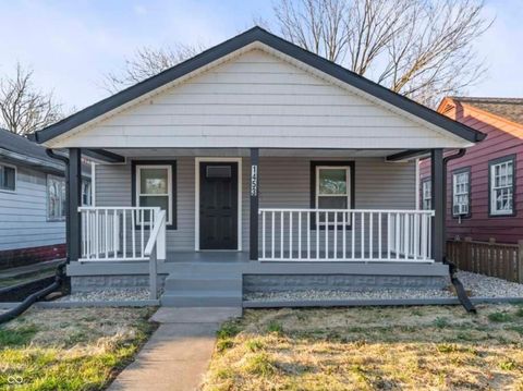 Photo of 1453 W 34th Street, Indianapolis, IN 46208 (MLS # 22091159)