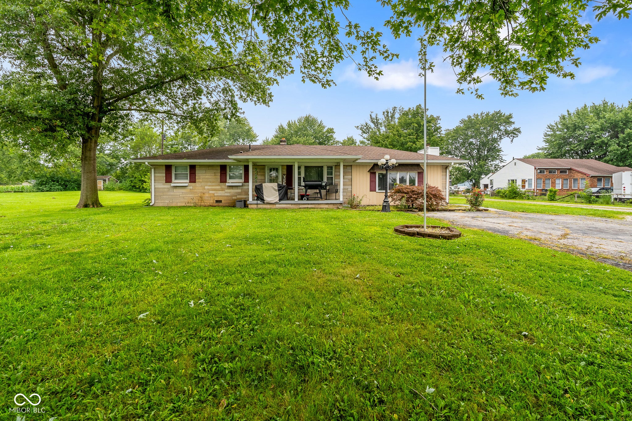6566 N Us Highway 31