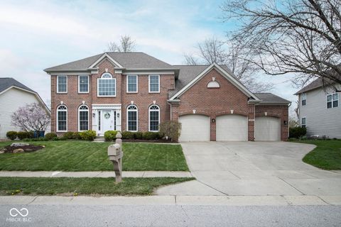 Photo of 9963 Parkshore Drive, Fishers, IN 46038 (MLS # 22092673)