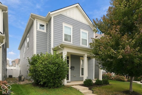 Photo of 348 Evans Street, Indianapolis, IN 46222 (MLS # 22125182)