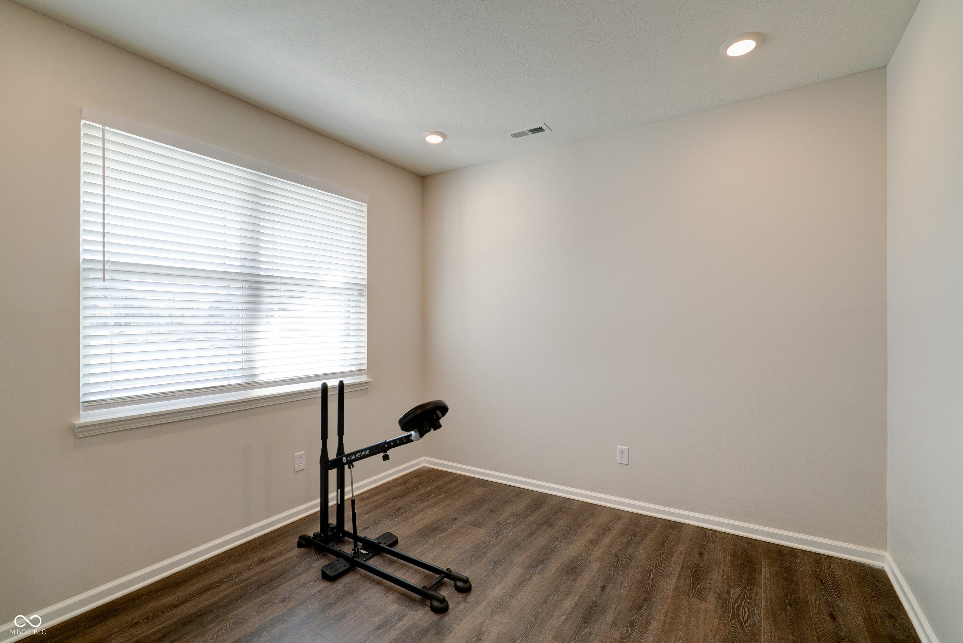 6986 Birmingham Avenue