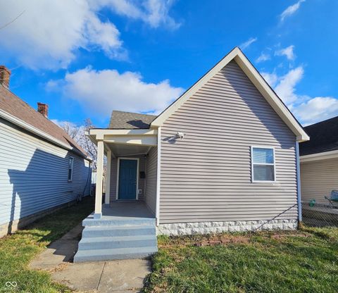 Photo of 2121 Webb Street, Indianapolis, IN 46225 (MLS # 22096126)
