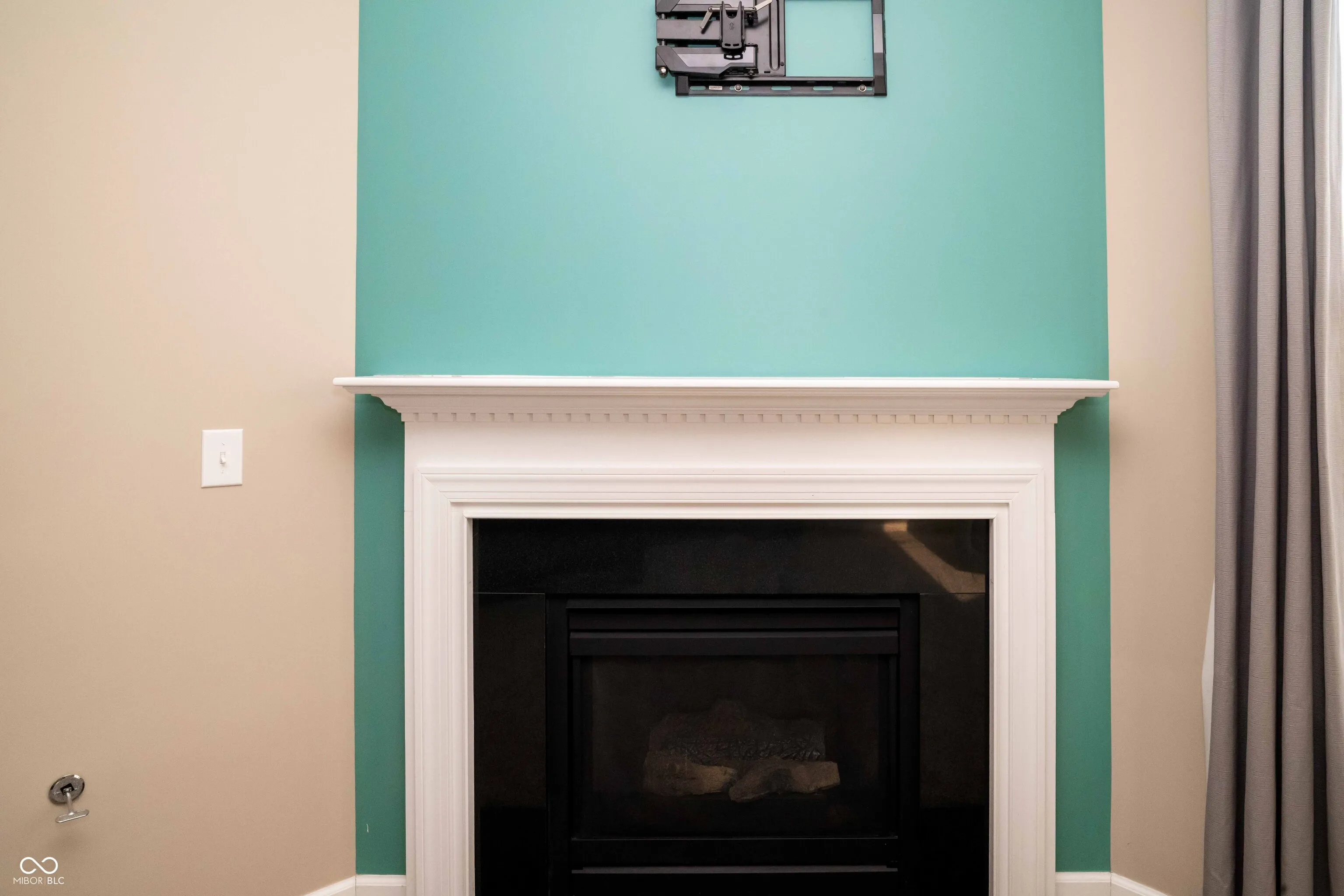 Greenwood, Indiana 46143, United States, 4 Bedrooms Bedrooms, ,3 BathroomsBathrooms,Residential,Pending,89388