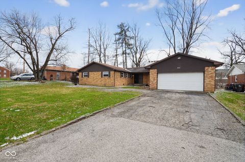 Photo of 5941 Winston Drive, Indianapolis, IN 46226 (MLS # 22086768)