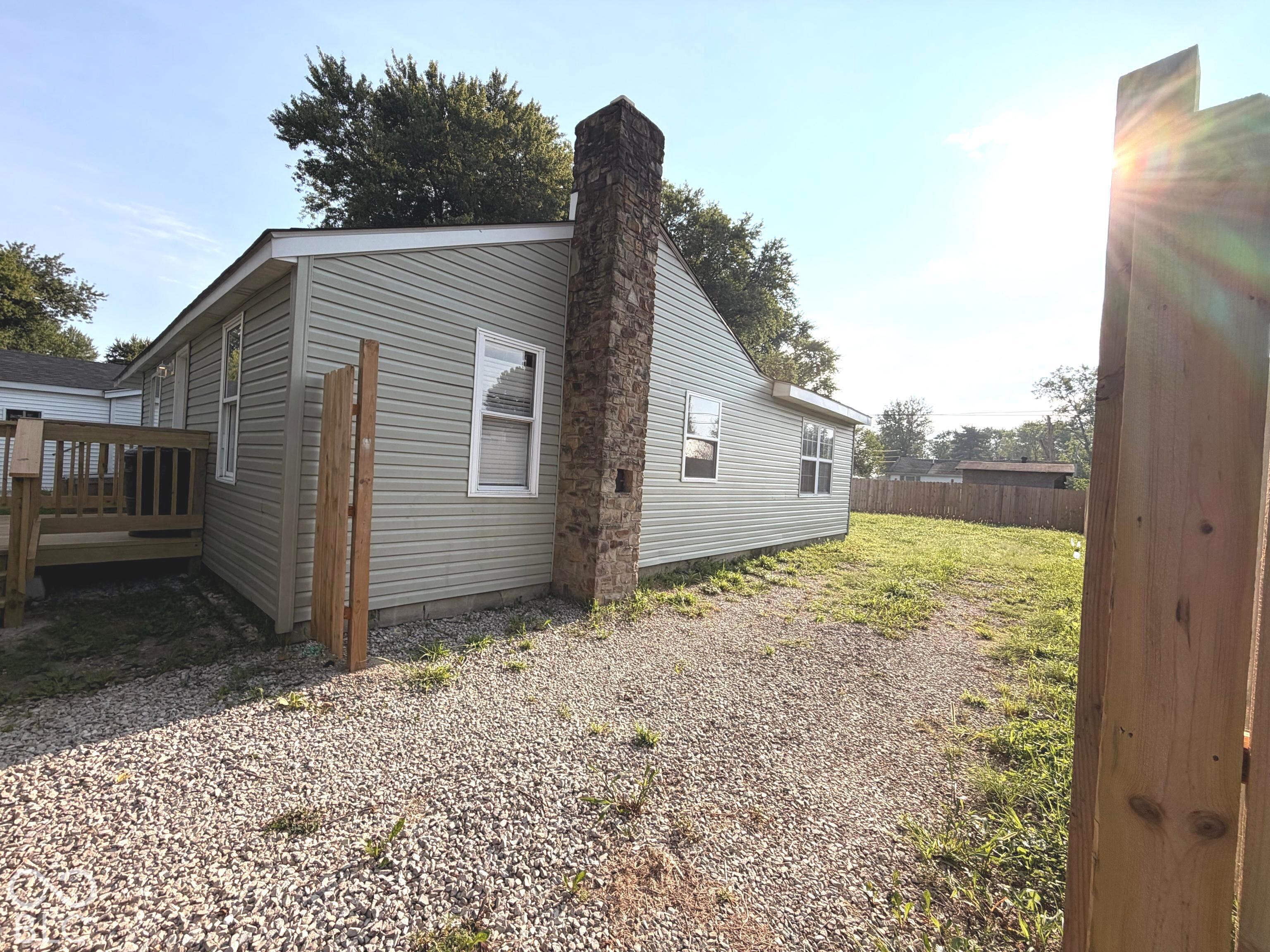 621 Della Road