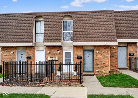 Photo of 7472 Countrybrook Drive, Indianapolis, IN 46260 (MLS # 22035891)