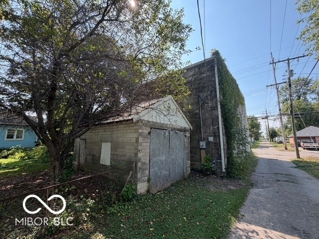 809 6th Street