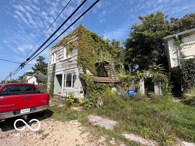 809 6th Street