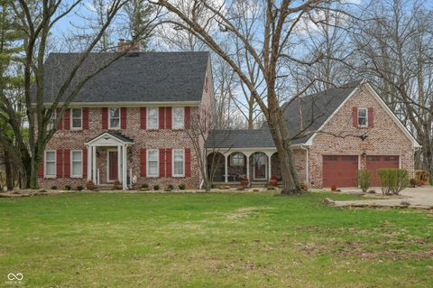 Photo of 9523 E Southport Road, Indianapolis, IN 46259 (MLS # 22092853)