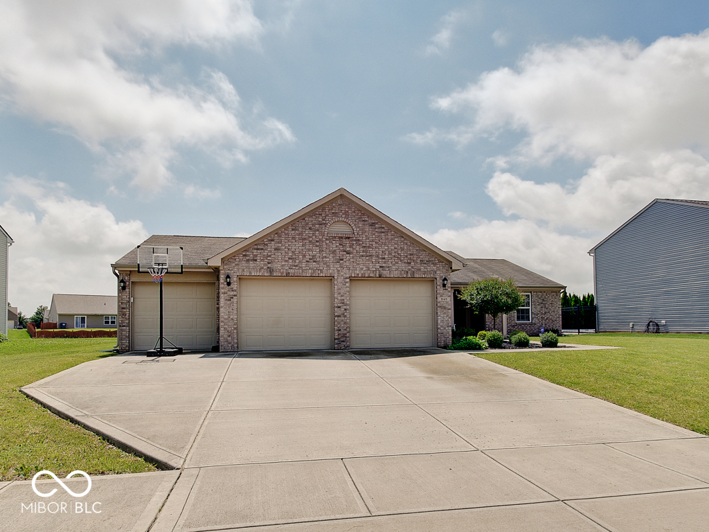 845 Blackberry Drive