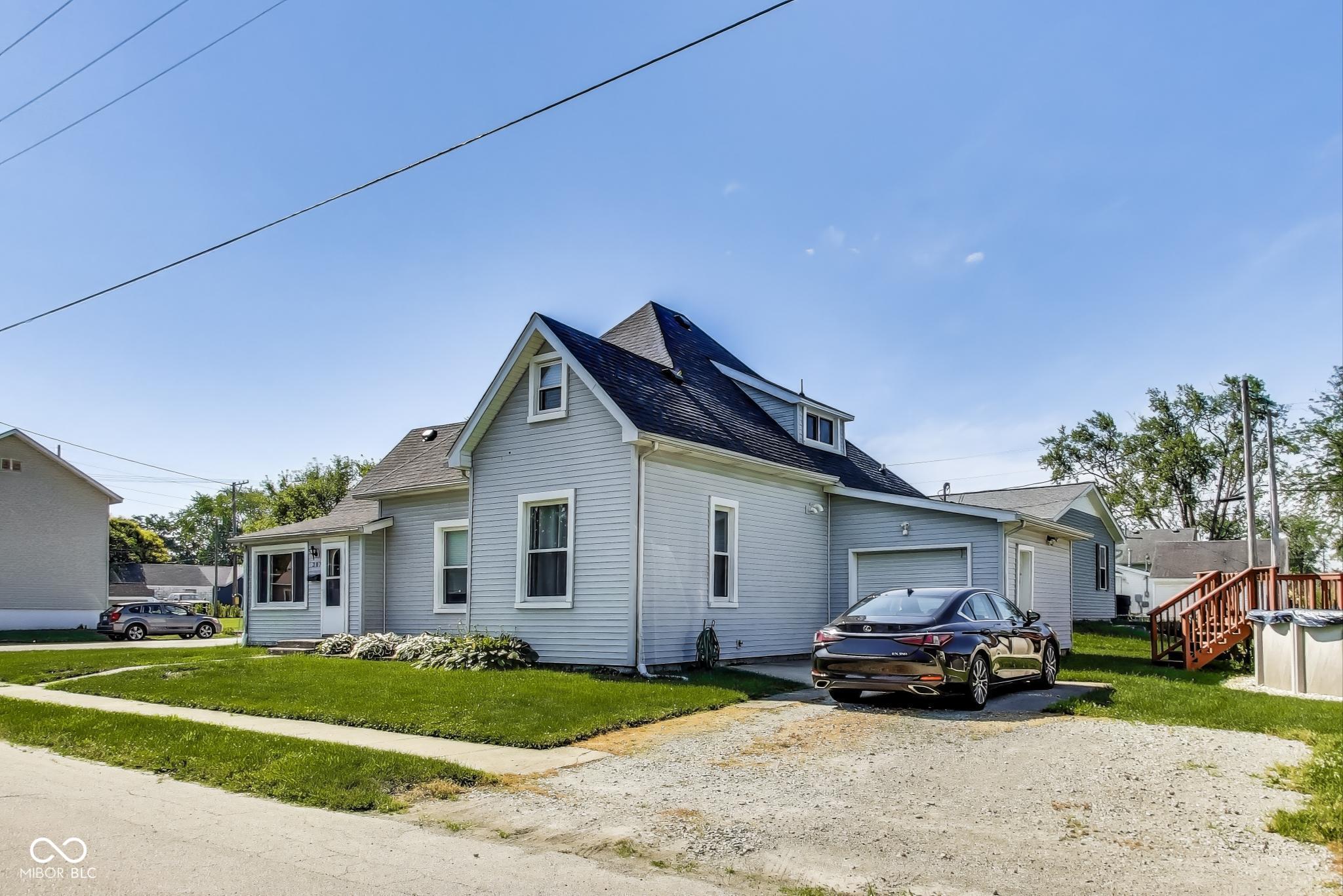 307 E Walnut Street