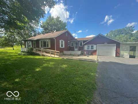 Photo of 7229 E State Road 362, Nabb, IN 47147 (MLS # 22108059)