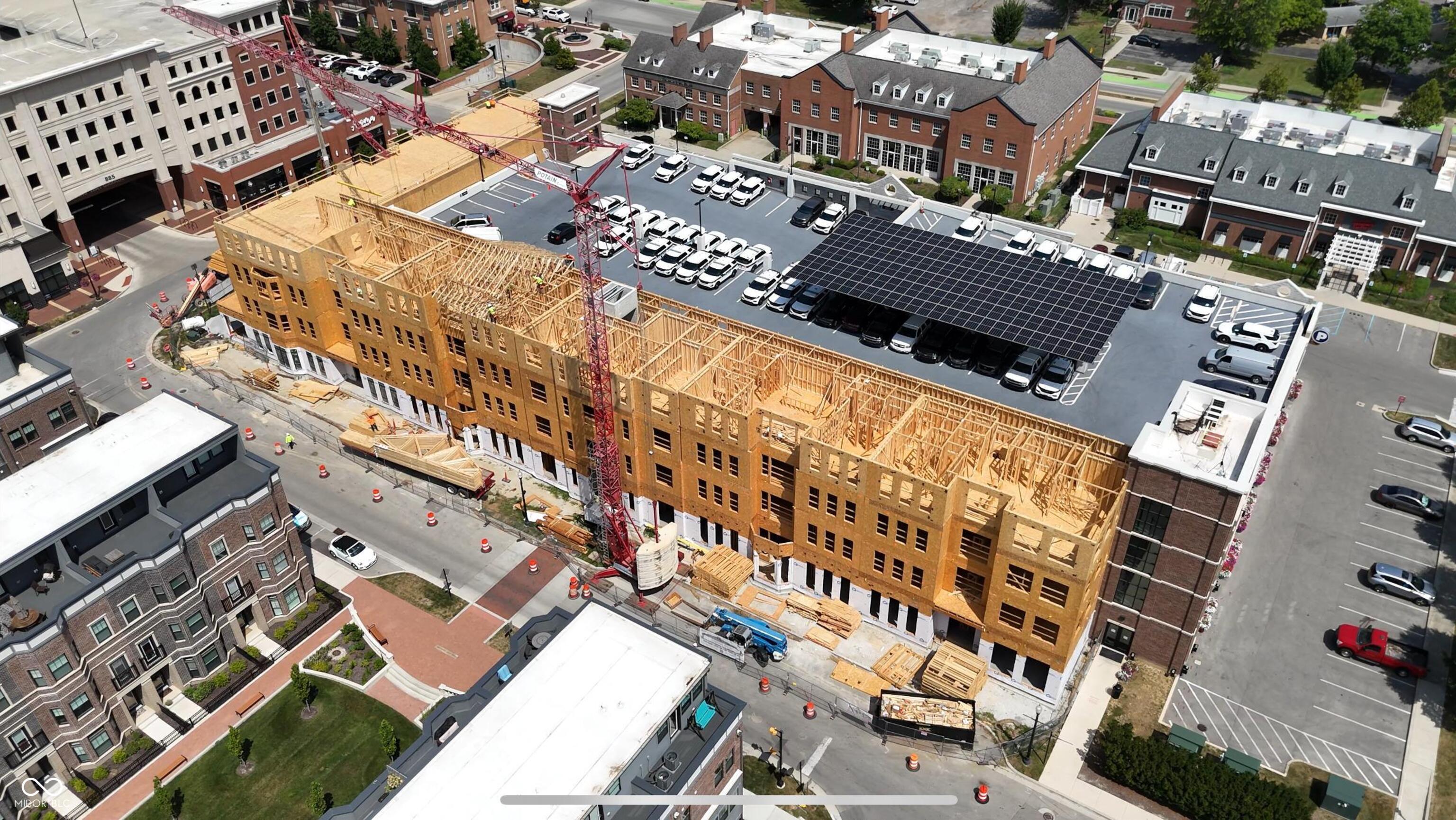 925 Veterans Way 202