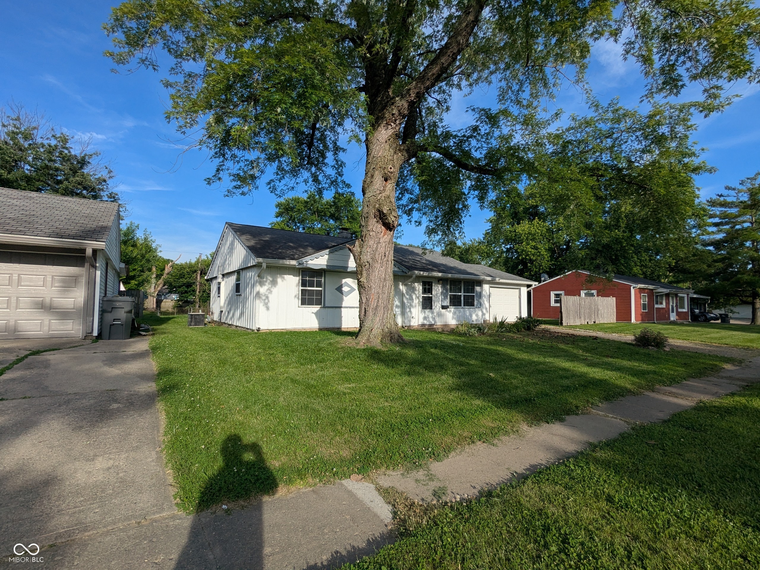 2627 N Routiers Avenue