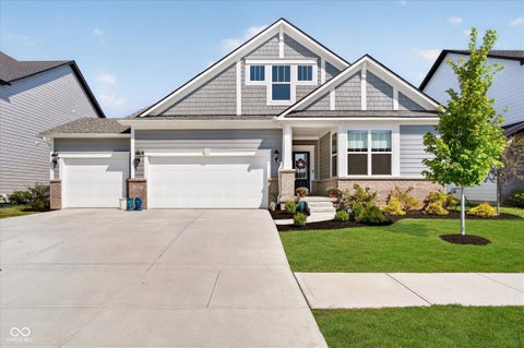 Photo of 128 Creststone Boulevard, Westfield, IN 46074 (MLS # 22124945)