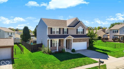 Photo of 1717 Chatham Place, Danville, IN 46122 (MLS # 22129717)