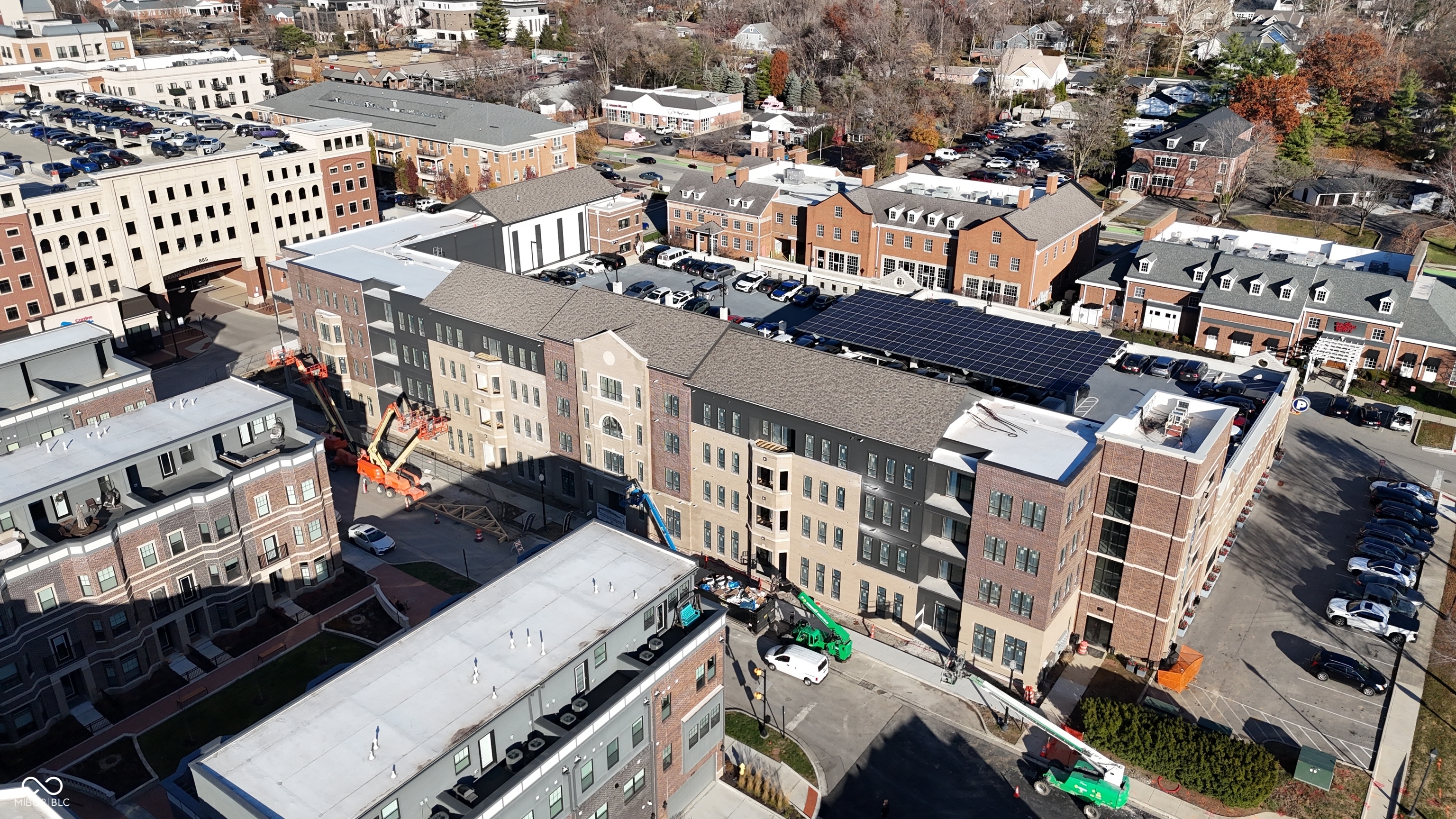 925 Veterans Way 404