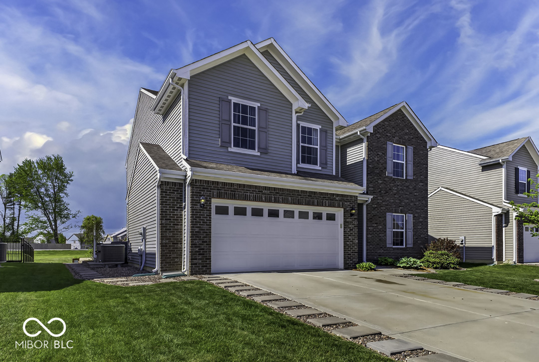 886 Starflower Trace