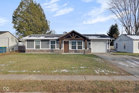 Photo of 1536 Rolling Ridge Drive, Noblesville, IN 46060 (MLS # 22076327)