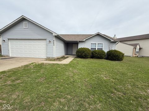 Photo of 6465 Townsend Way, Indianapolis, IN 46268 (MLS # 22091018)