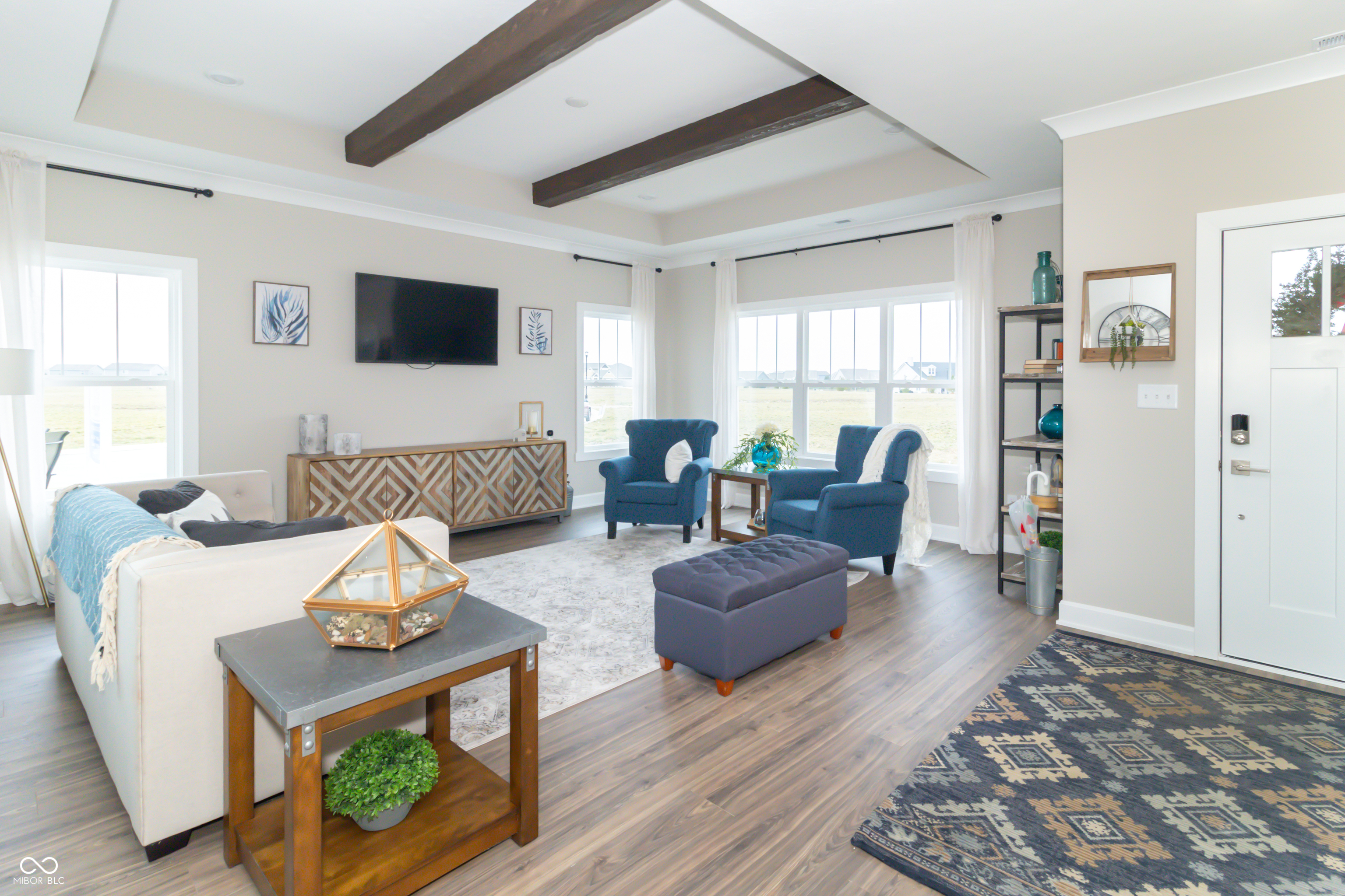 6216 Fairview Drive