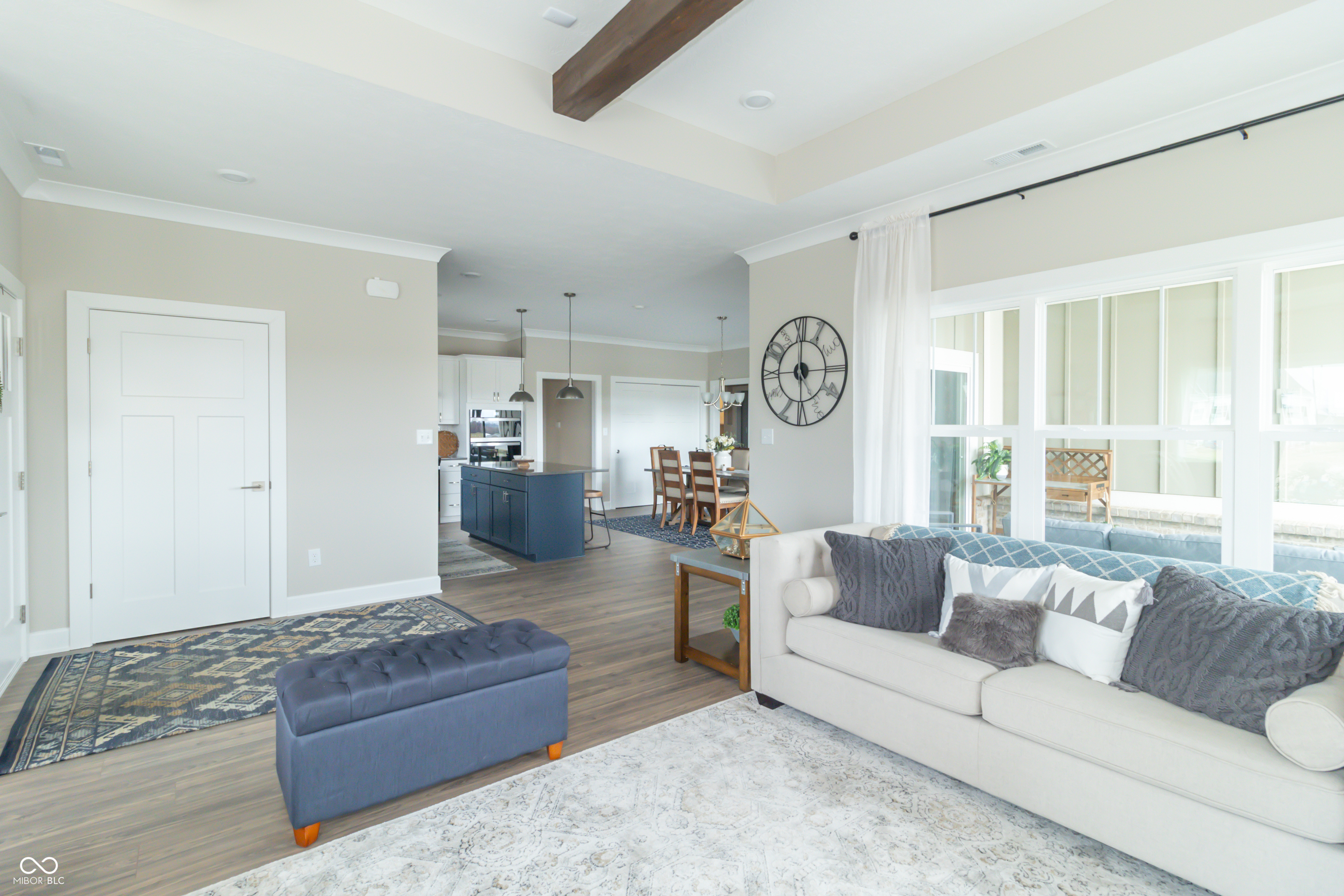 6216 Fairview Drive