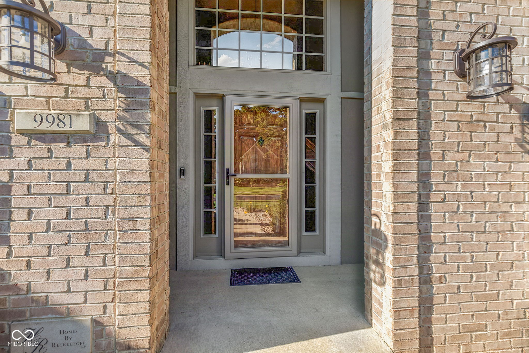 9981 Sugarleaf Place