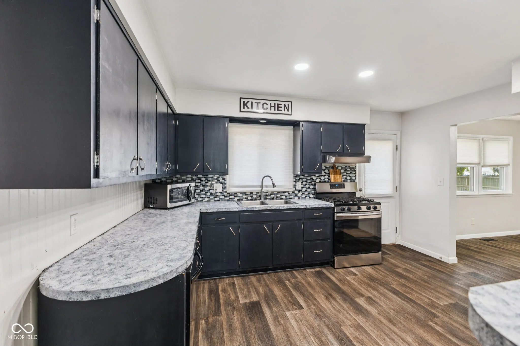 Chalmers, Indiana 47929, United States, 3 Bedrooms Bedrooms, ,2 BathroomsBathrooms,Residential,Pending,144569