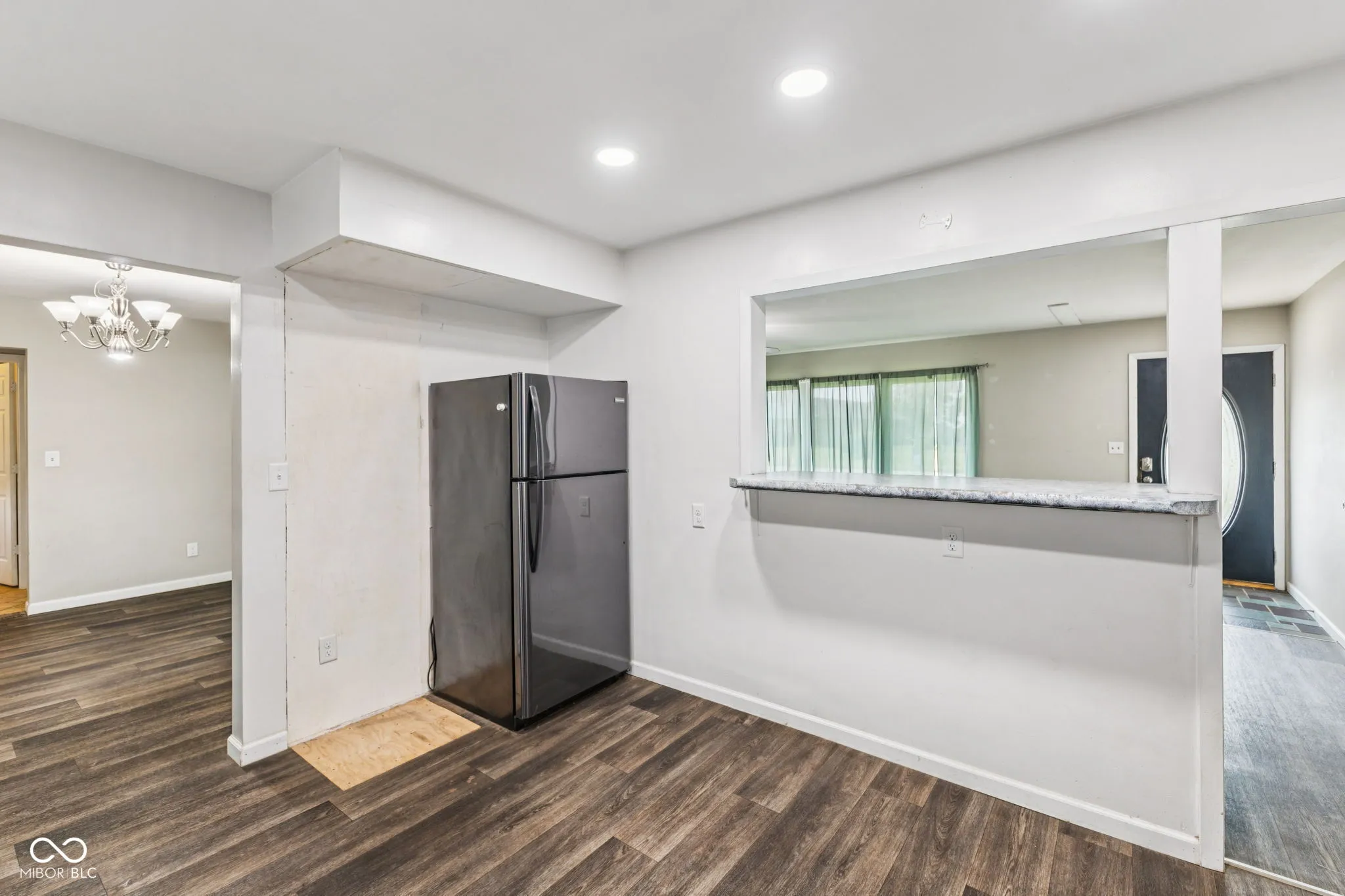 Chalmers, Indiana 47929, United States, 3 Bedrooms Bedrooms, ,2 BathroomsBathrooms,Residential,Pending,144569