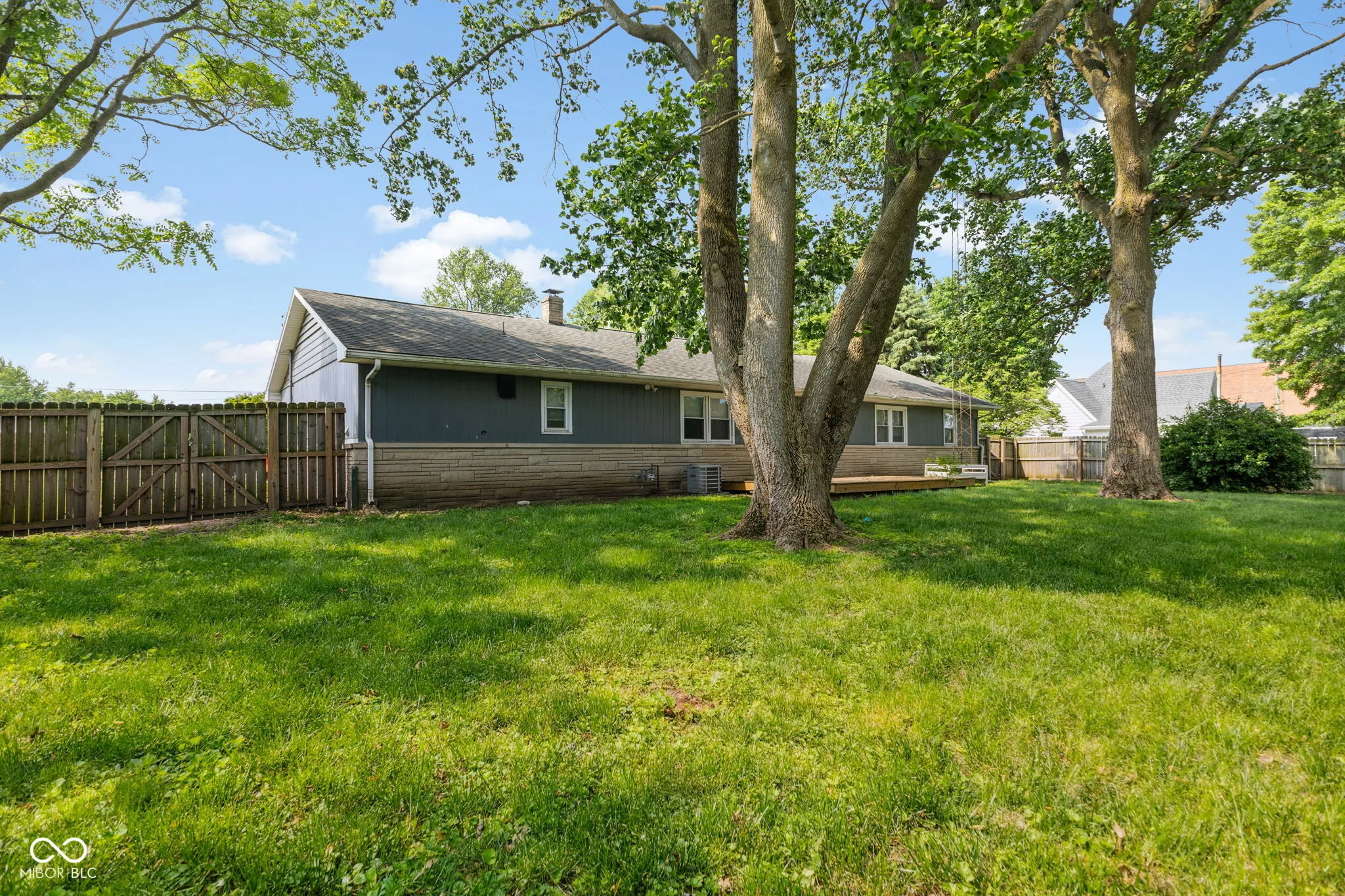 Chalmers, Indiana 47929, United States, 3 Bedrooms Bedrooms, ,2 BathroomsBathrooms,Residential,Pending,144569