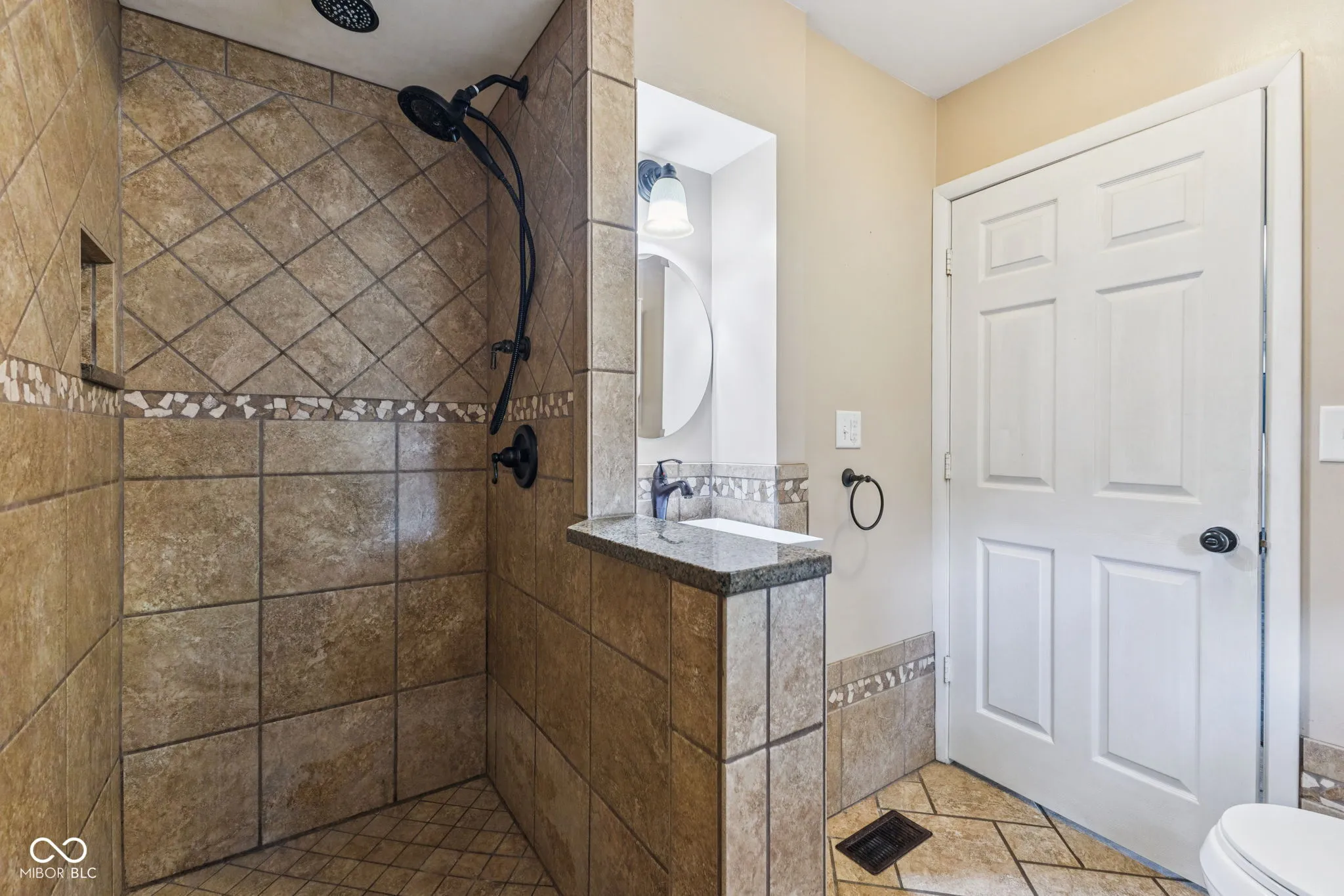 Chalmers, Indiana 47929, United States, 3 Bedrooms Bedrooms, ,2 BathroomsBathrooms,Residential,Pending,144569