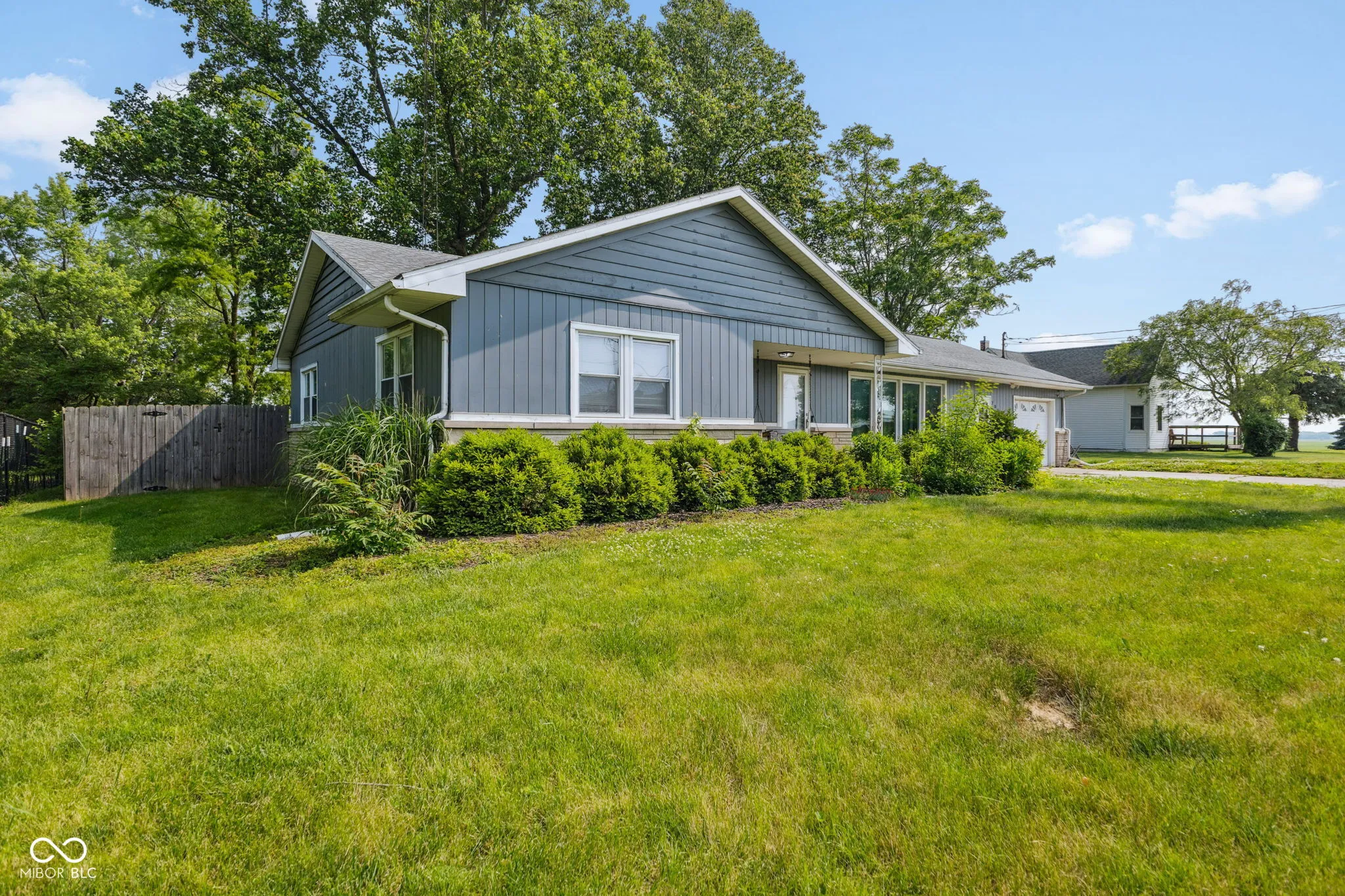 Chalmers, Indiana 47929, United States, 3 Bedrooms Bedrooms, ,2 BathroomsBathrooms,Residential,Pending,144569