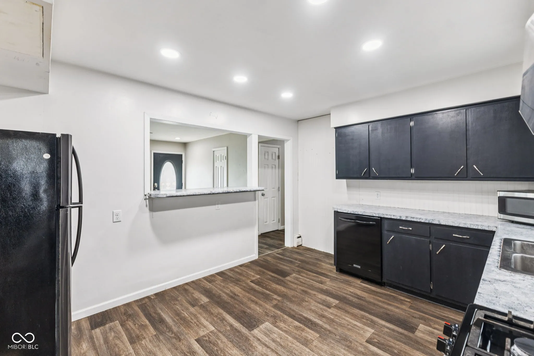 Chalmers, Indiana 47929, United States, 3 Bedrooms Bedrooms, ,2 BathroomsBathrooms,Residential,Pending,144569