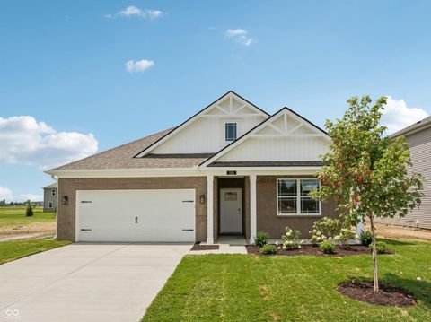 Photo of 188 Springfield Crossing, Greenfield, IN 46140 (MLS # 22046311)