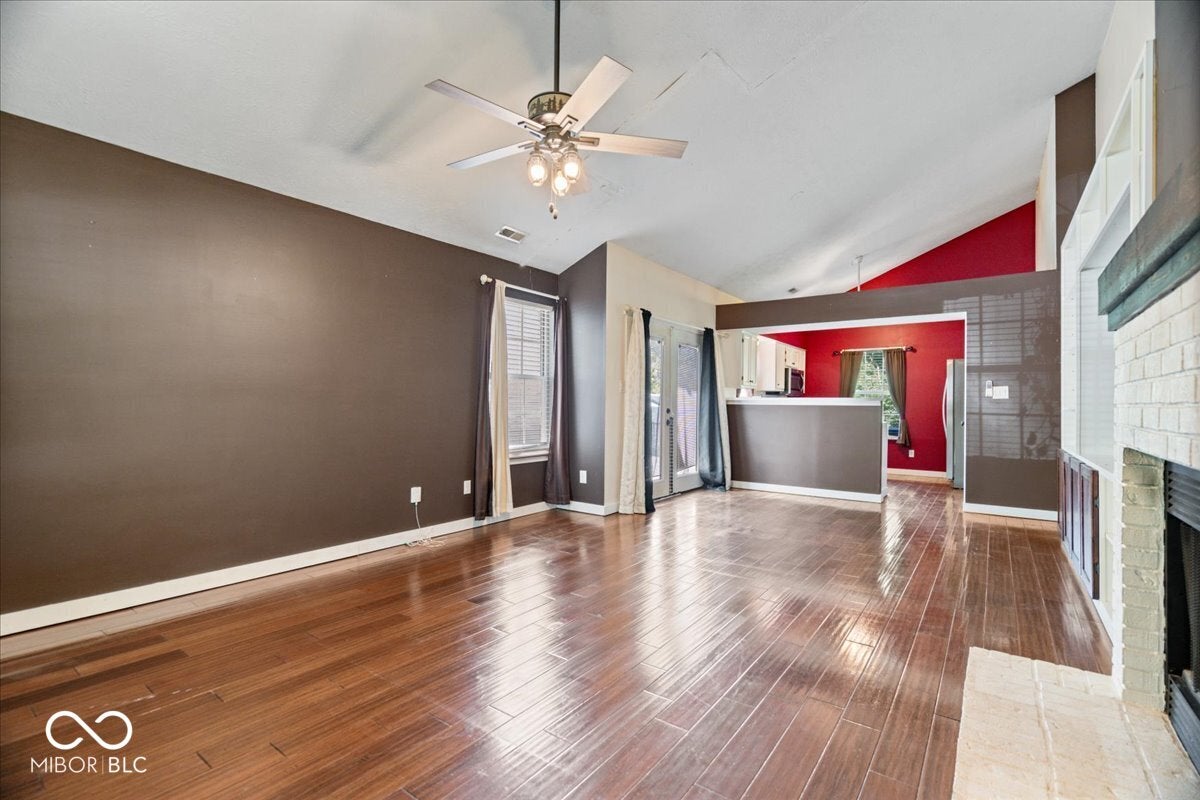9713 Spruce Lane