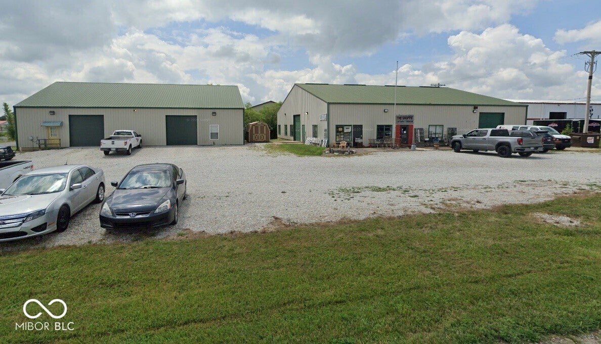 291 E Two Cent Road