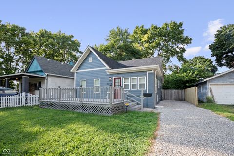 Photo of 1234 E Pleasant Run Parkway North Drive, Indianapolis, IN 46203 (MLS # 22044445)