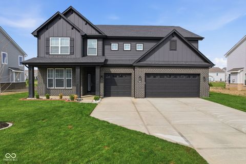 Photo of 5660 Coulter Way, Greenwood, IN 46143 (MLS # 22094322)