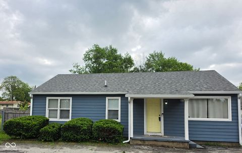 Photo of 3031 S Keystone Avenue, Indianapolis, IN 46237 (MLS # 22099442)
