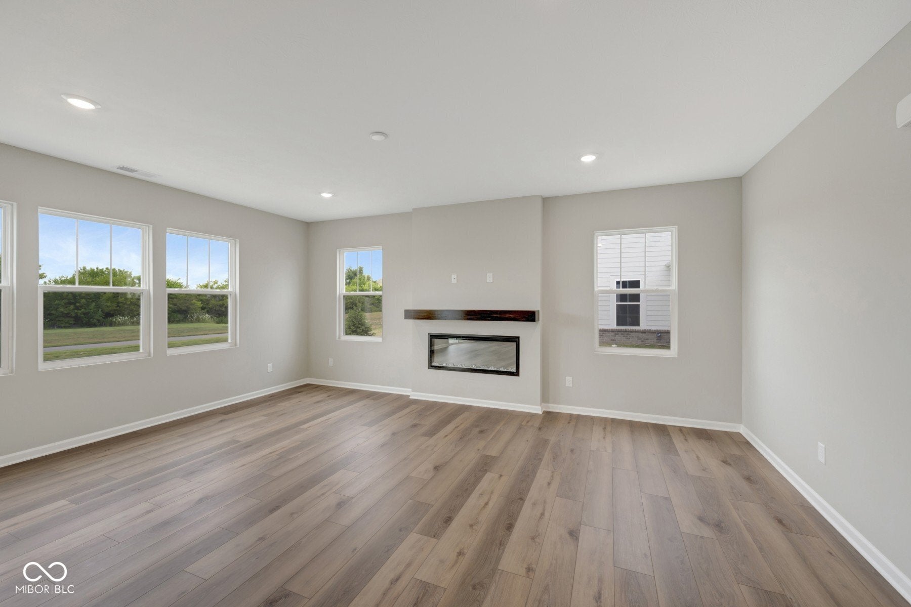 9872 Glad Grist Drive