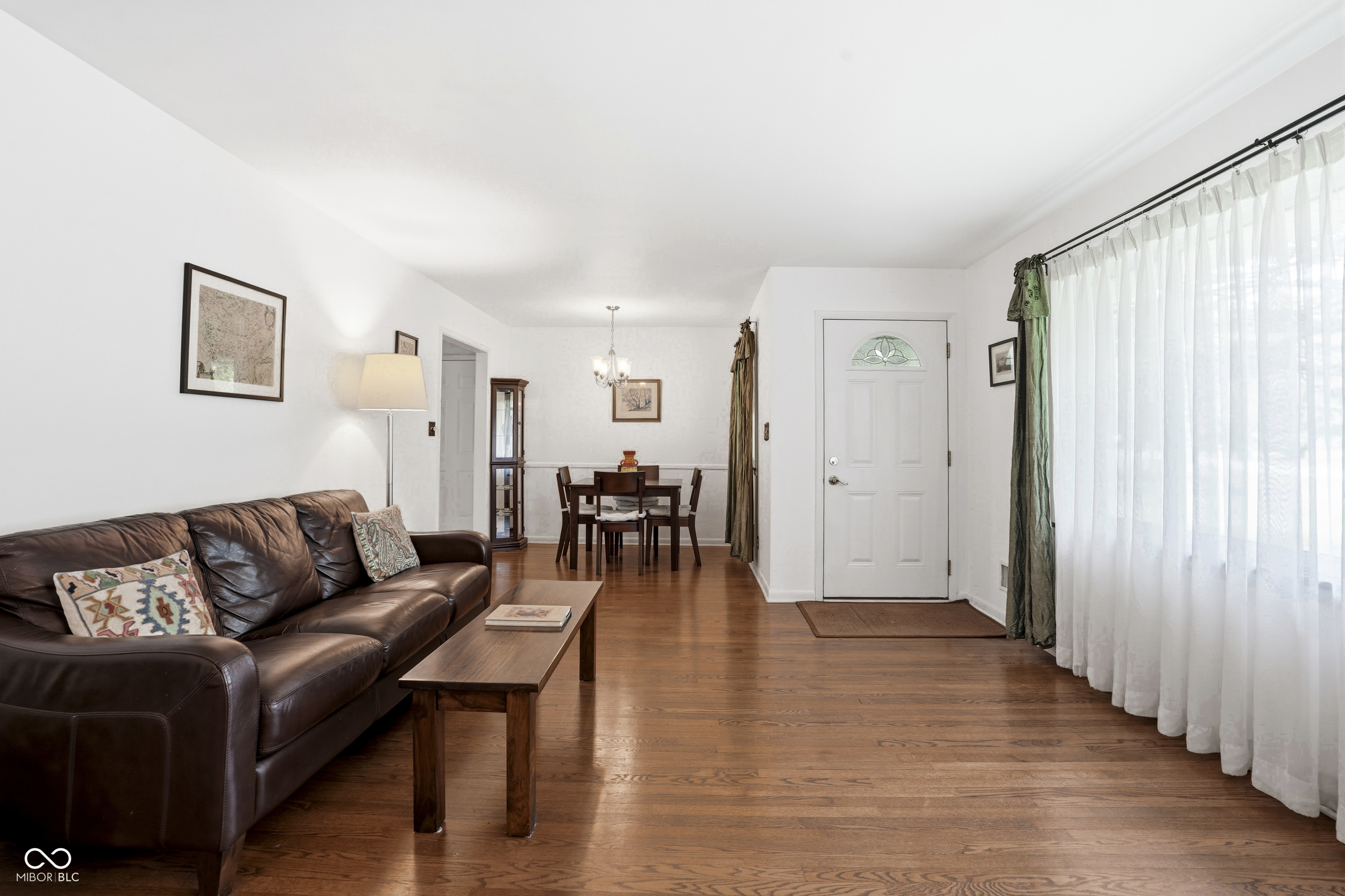 1032 Oakwood Trail