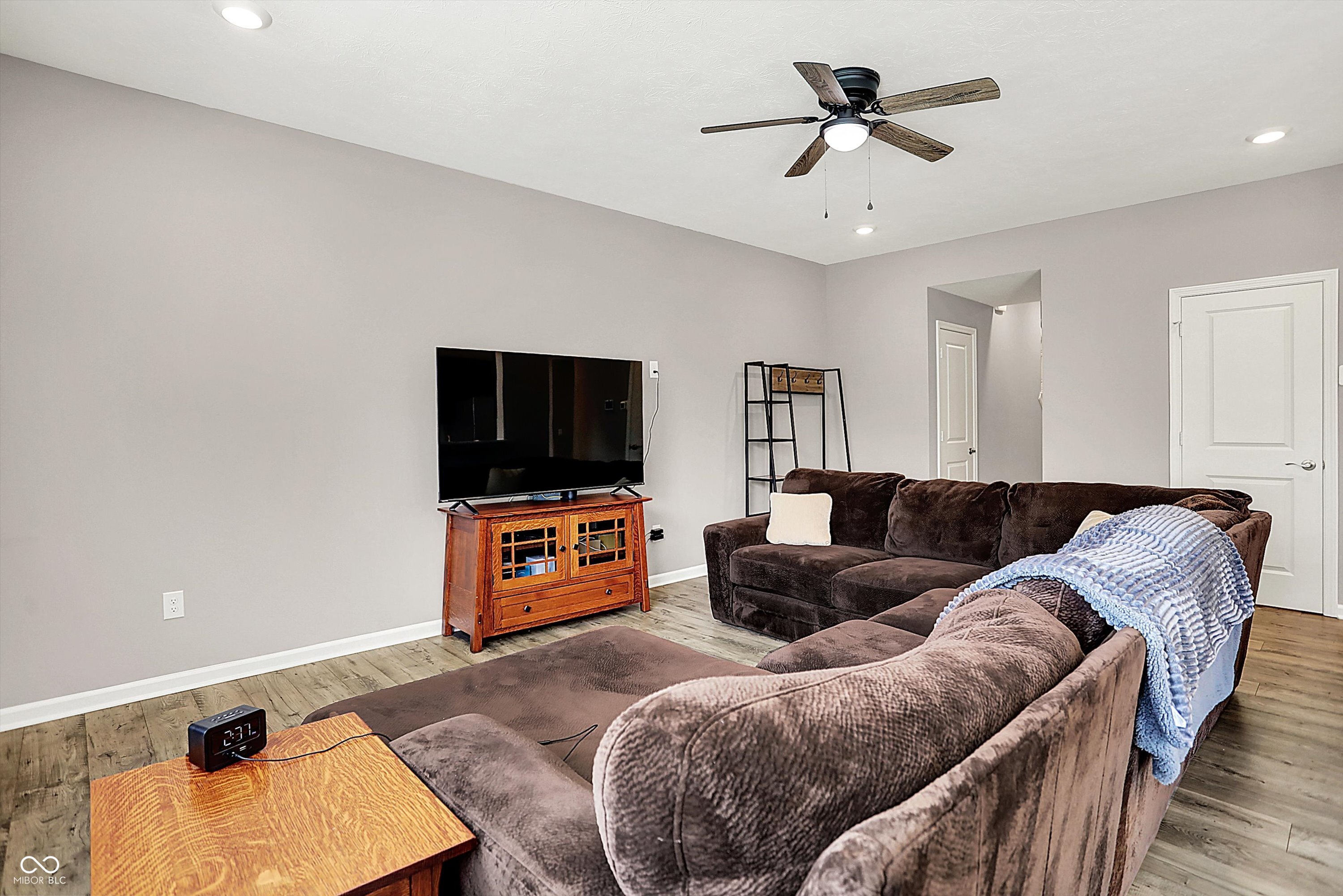 6463 Wasco Drive