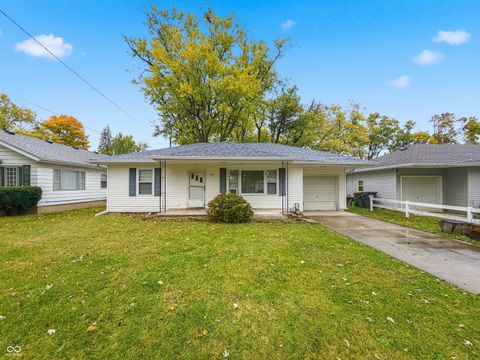 Photo of 220 E 54th Street, Anderson, IN 46013 (MLS # 22072248)