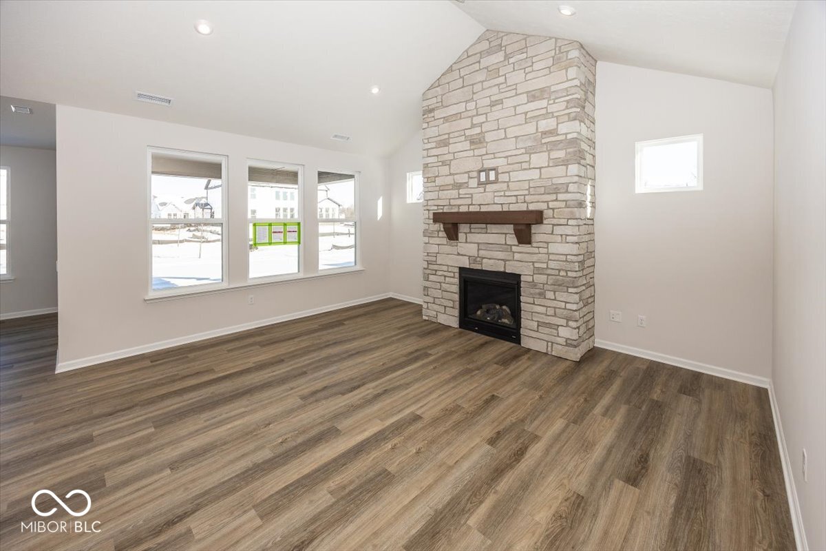 4982 Reavie Court