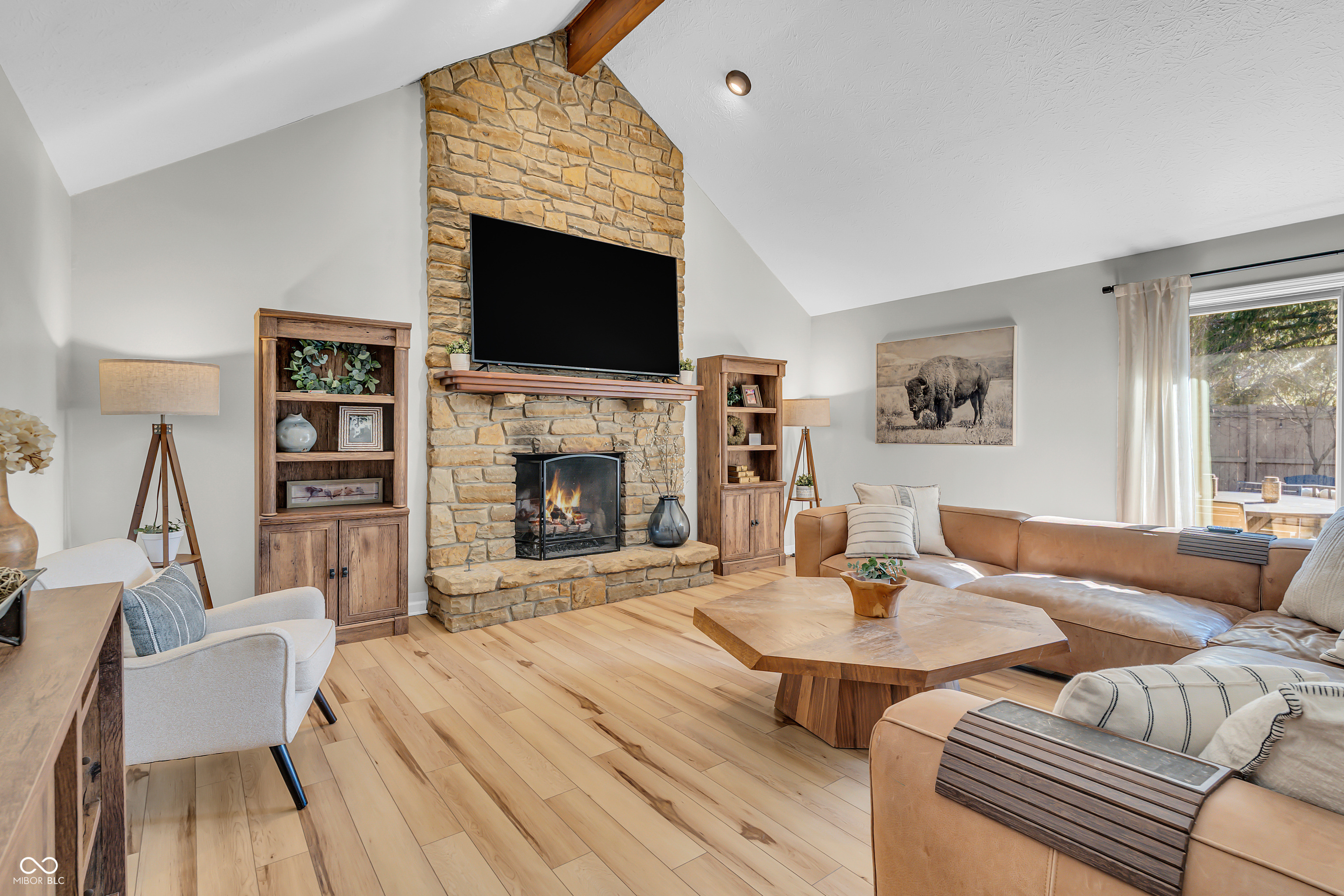 4335 W Hunters Ridge Lane