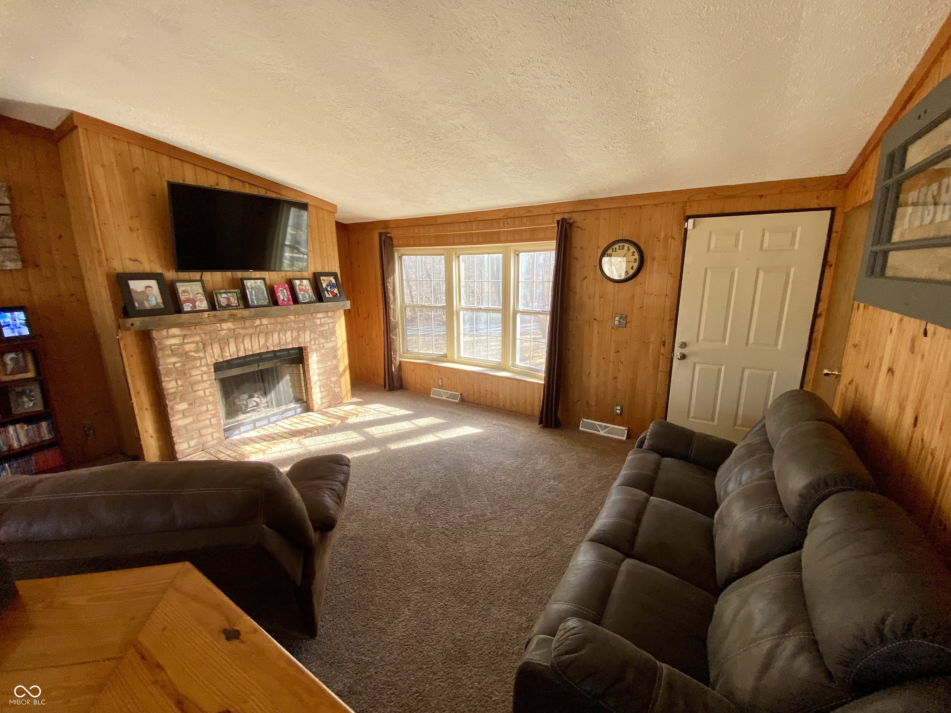 786 E Bonebrake Road