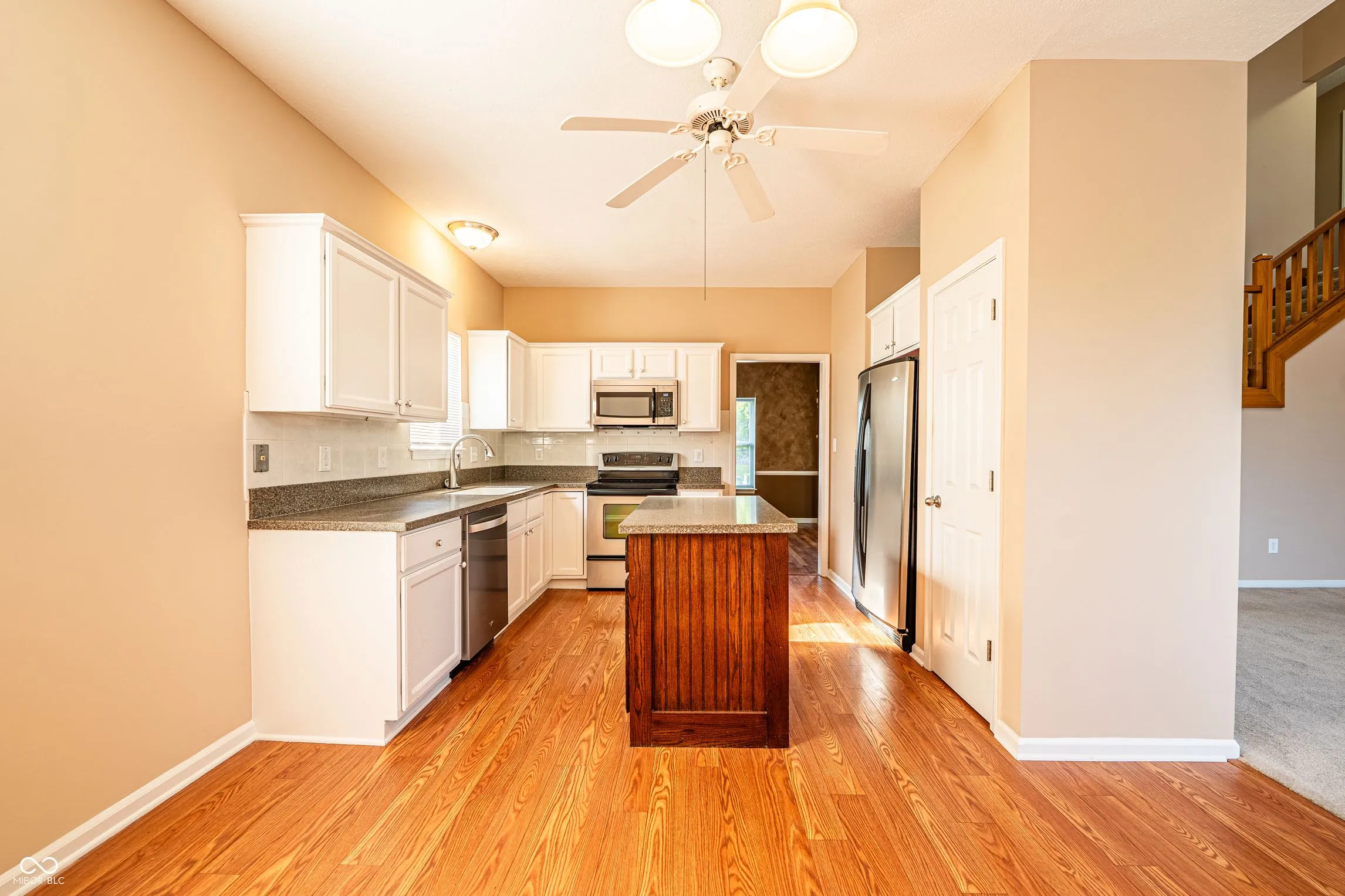 Indianapolis, Indiana 46236, United States, 3 Bedrooms Bedrooms, ,3 BathroomsBathrooms,Residential,Pending,97442