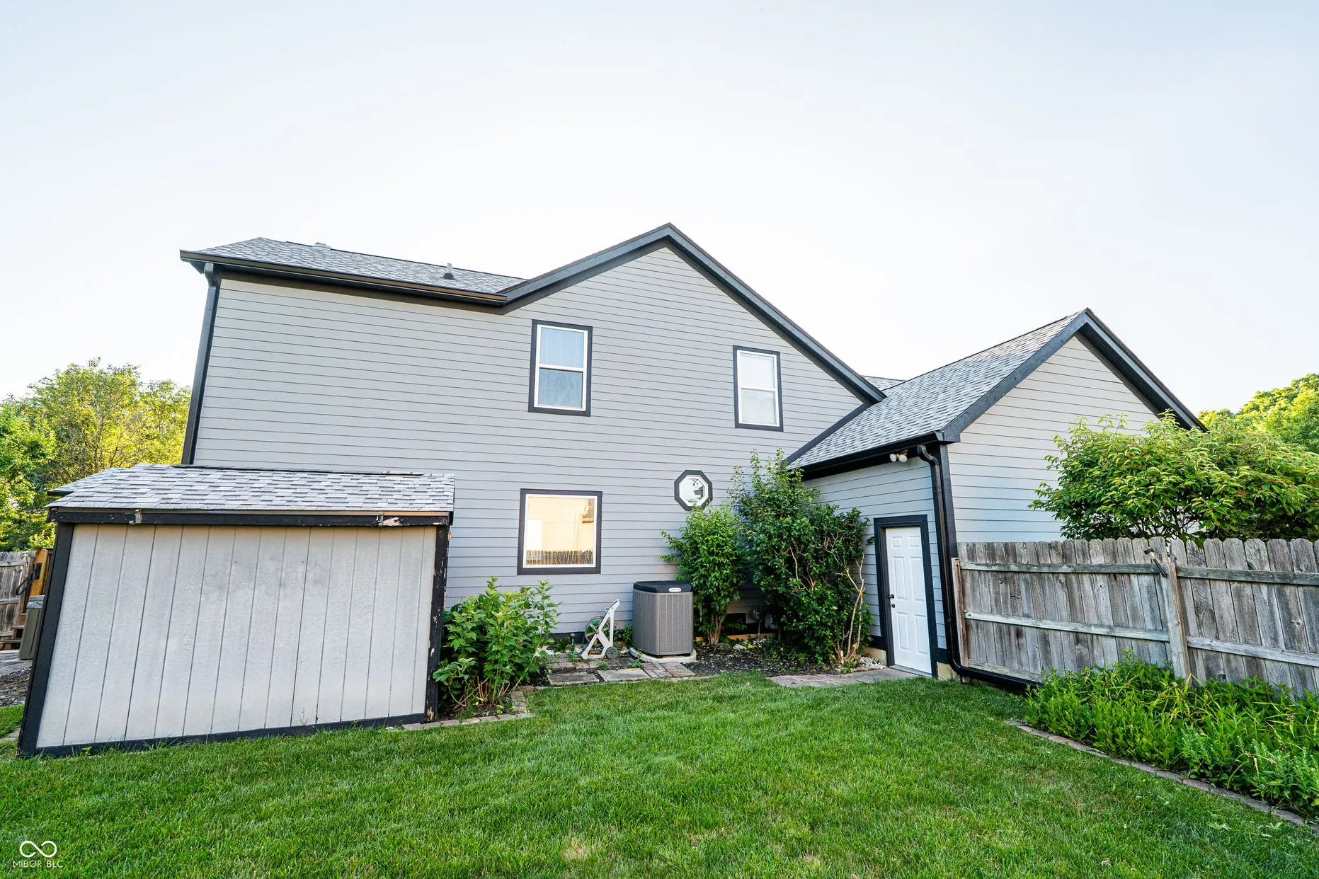 Indianapolis, Indiana 46236, United States, 3 Bedrooms Bedrooms, ,3 BathroomsBathrooms,Residential,Pending,97442