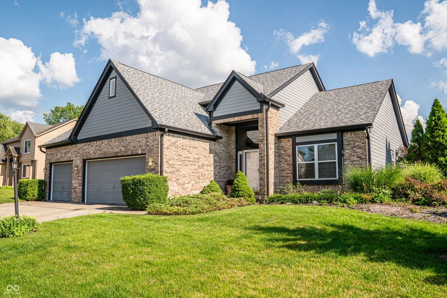 Indianapolis, Indiana 46236, United States, 3 Bedrooms Bedrooms, ,3 BathroomsBathrooms,Residential,Pending,97442